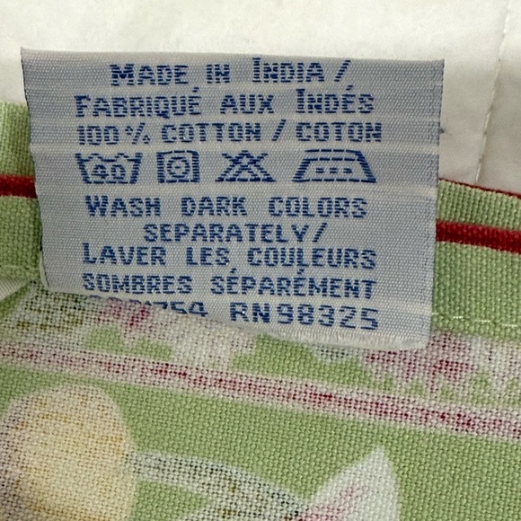 April Cornell Floral Placemats and Napkins 100% Cotton Set of 4 - Picture 3 of 4